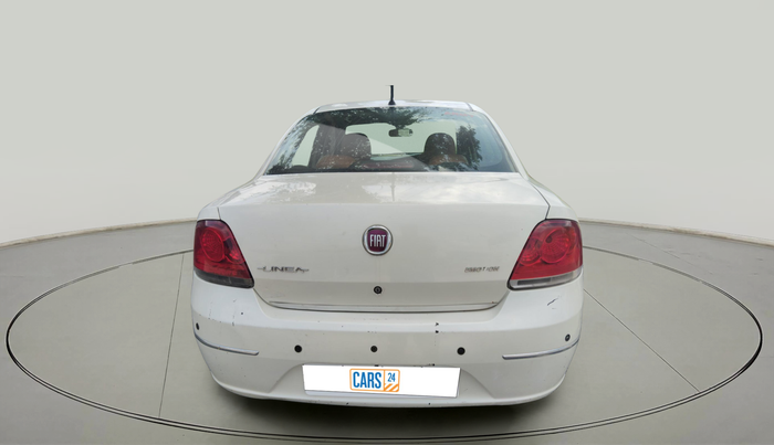 2014 Fiat Linea EMOTION 1.3, Diesel, Manual, 98,206 km, exterior