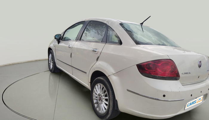 2014 Fiat Linea EMOTION 1.3, Diesel, Manual, 98,206 km, exterior
