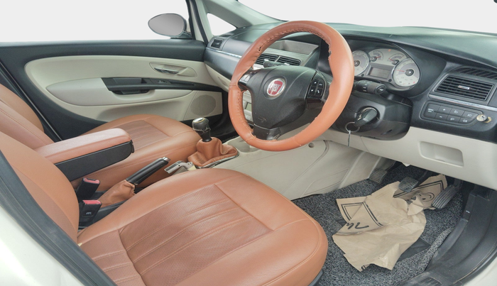 2014 Fiat Linea EMOTION 1.3, Diesel, Manual, 98,206 km, interior