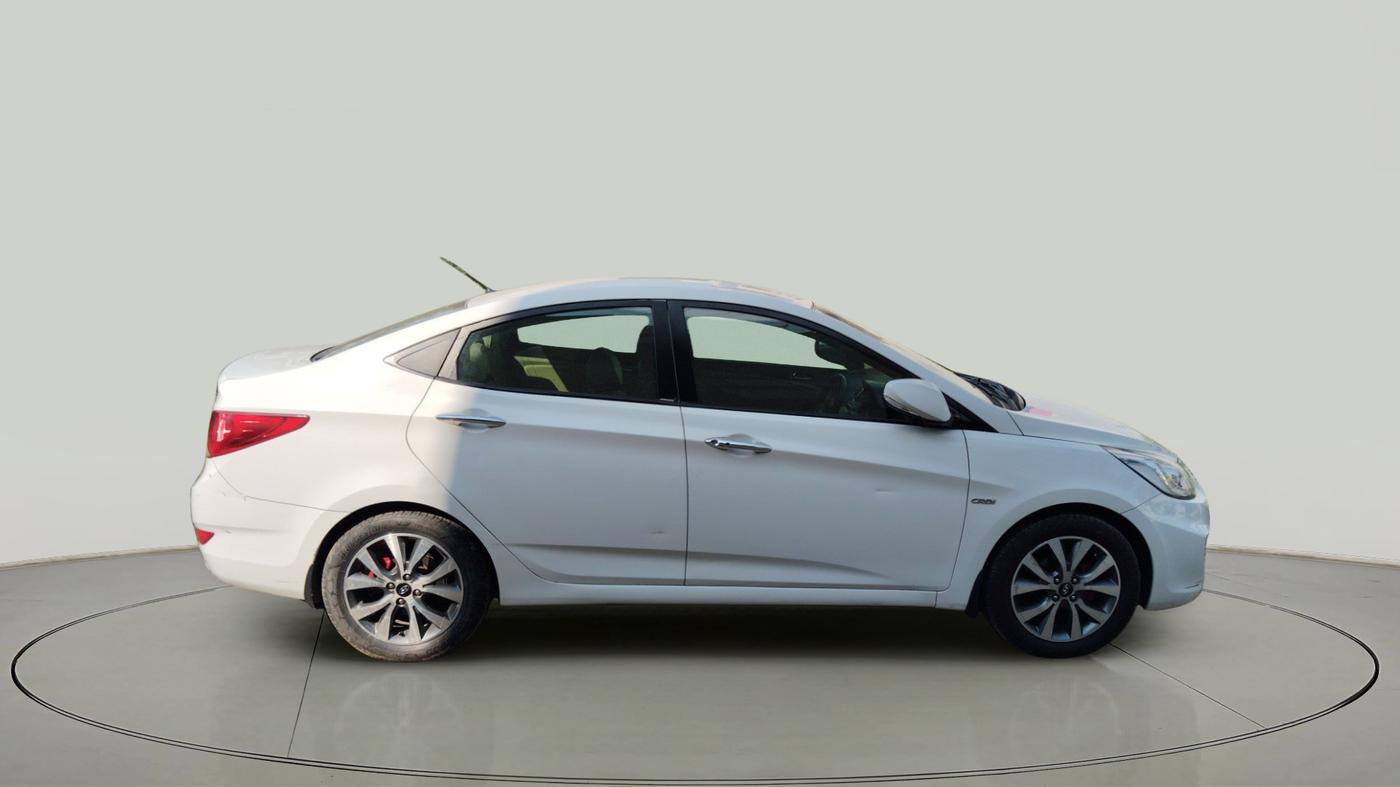 2014 Hyundai Verna FLUIDIC 1.6 CRDI SX, Diesel, Manual, 1,28,019 km, exterior