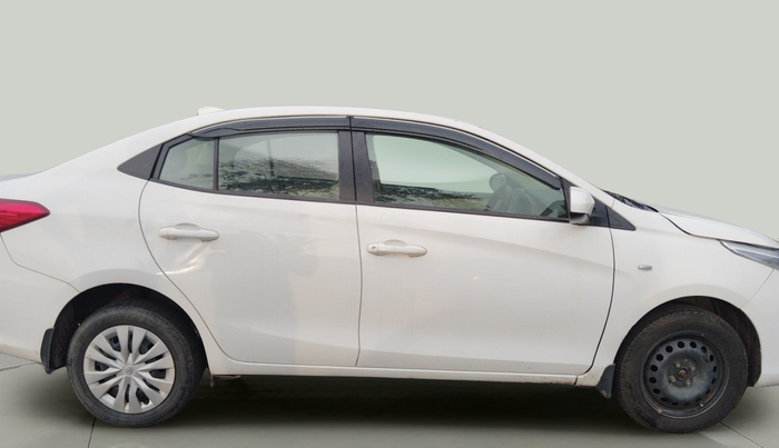 2018 Toyota YARIS J MT, Petrol, Manual, 50,482 km, exterior