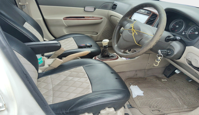 2010 Hyundai Verna TRANSFORM 1.5 SX CRDI, Diesel, Manual, 1,15,205 km, interior