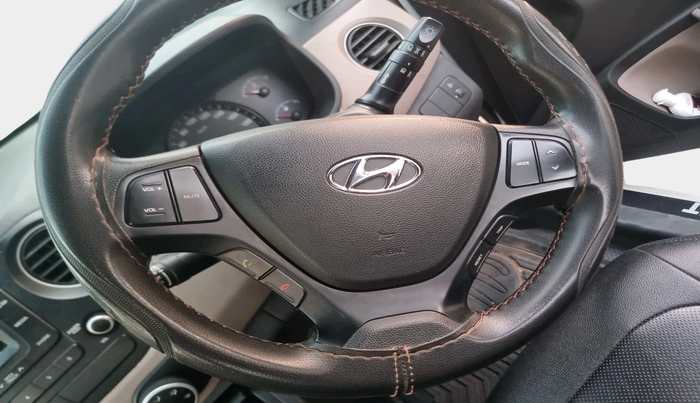 2015 Hyundai Xcent SX 1.2, Petrol, Manual, 1,44,914 km, interior