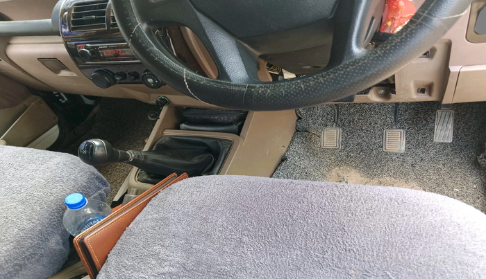 2020 Mahindra Bolero B6 (O), Diesel, Manual, 1,30,992 km, interior