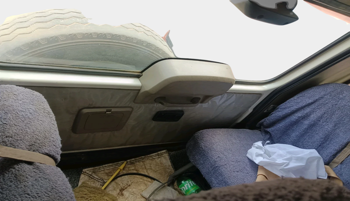 2020 Mahindra Bolero B6 (O), Diesel, Manual, 1,30,992 km, interior