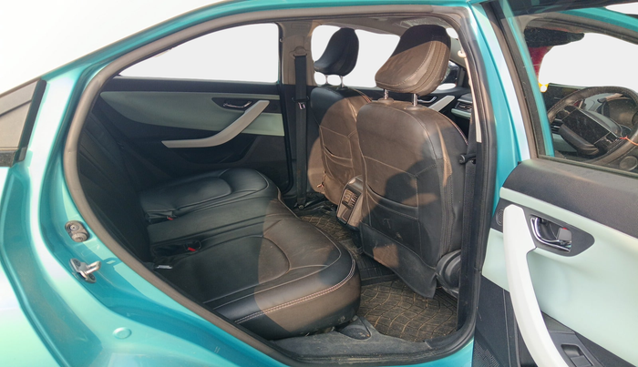 2023 Tata NEXON CREATIVE+ DUAL TONE 1.2 PETROL, Petrol, Manual, 16,177 km, interior