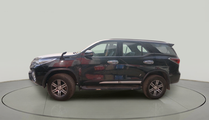 2020 Toyota Fortuner 2.8 4X2 MT, Diesel, Manual, 82,369 km, exterior