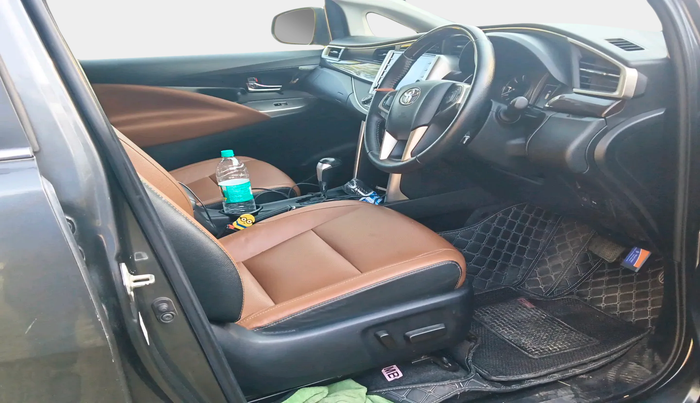 2021 Toyota Innova Crysta 2.4 ZX AT 7 STR, Diesel, Automatic, 44,117 km, interior