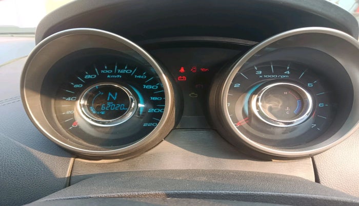 2020 Mahindra XUV500 W11, Diesel, Manual, 62,020 km, interior
