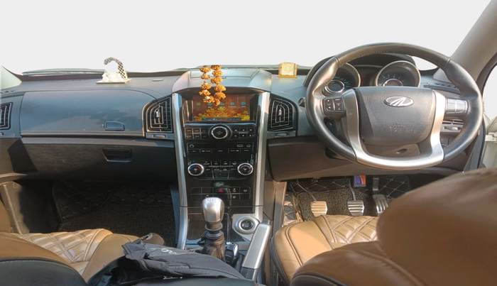 2020 Mahindra XUV500 W11, Diesel, Manual, 62,020 km, interior