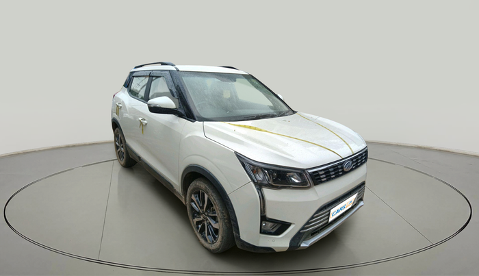 2021 Mahindra XUV300 W8 (O) 1.2 PETROL, Petrol, Manual, 27,370 km, exterior