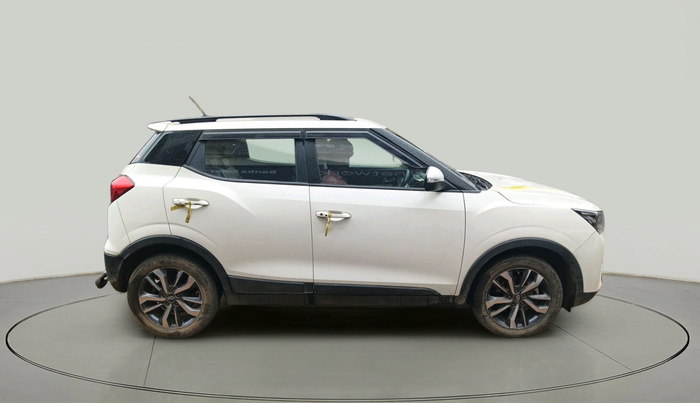2021 Mahindra XUV300 W8 (O) 1.2 PETROL, Petrol, Manual, 27,370 km, exterior