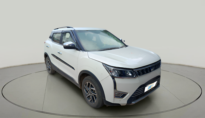 2022 Mahindra XUV300 W8 (O) 1.5 DIESEL AMT, Diesel, Automatic, 63,251 km, exterior