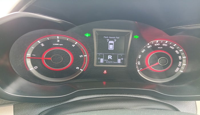 2022 Mahindra XUV300 W8 (O) 1.5 DIESEL AMT, Diesel, Automatic, 63,251 km, interior