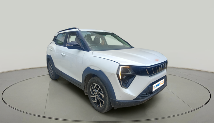 2024 Mahindra XUV 3XO MX3 1.2 L TCMPFi, Petrol, Manual, 16,831 km, exterior