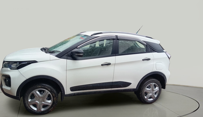 2023 Tata NEXON XM PETROL, Petrol, Manual, 14,925 km, exterior