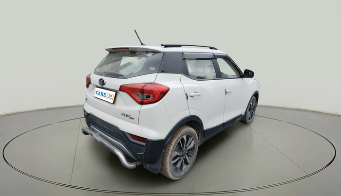 2022 Mahindra XUV300 W8 (O) 1.5 DIESEL, Diesel, Manual, 56,597 km, exterior