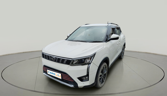 2022 Mahindra XUV300 W8 (O) 1.5 DIESEL, Diesel, Manual, 56,597 km, exterior