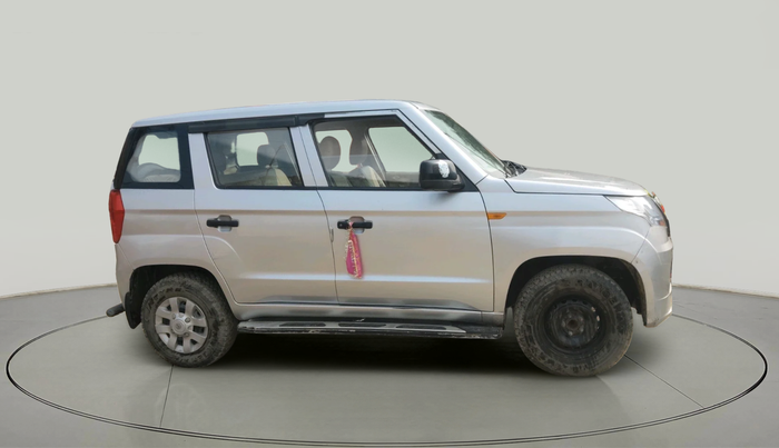 2017 Mahindra TUV300 T4 PLUS, Diesel, Manual, 86,299 km, exterior