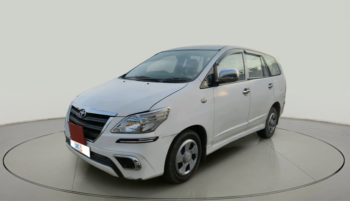 2014 Toyota Innova 2.5 GX 8 STR, Diesel, Manual, 1,78,565 km, exterior