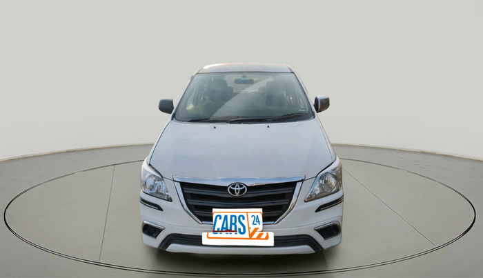 2014 Toyota Innova 2.5 GX 8 STR, Diesel, Manual, 1,78,565 km, exterior