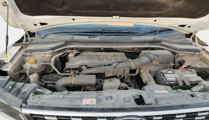 2019 Mahindra XUV300 W6 1.2 PETROL, Petrol, Manual, 74,888 km, exterior