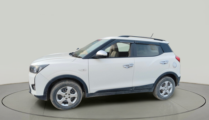 2019 Mahindra XUV300 W6 1.2 PETROL, Petrol, Manual, 74,888 km, exterior