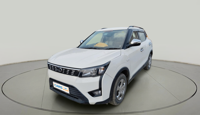 2019 Mahindra XUV300 W6 1.2 PETROL, Petrol, Manual, 74,888 km, exterior