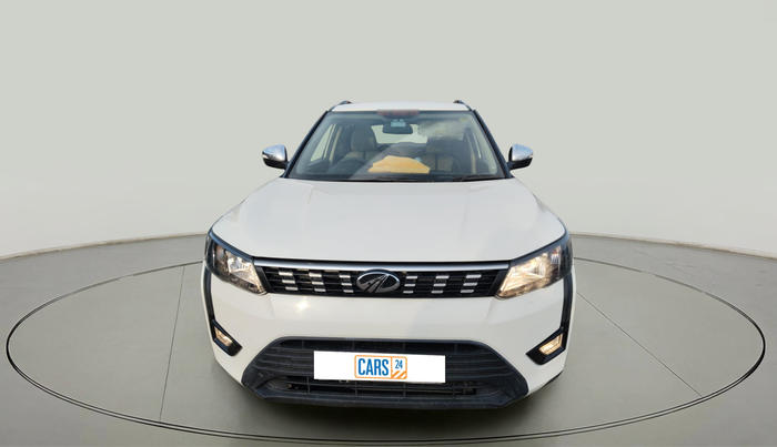 2019 Mahindra XUV300 W6 1.2 PETROL, Petrol, Manual, 74,888 km, exterior