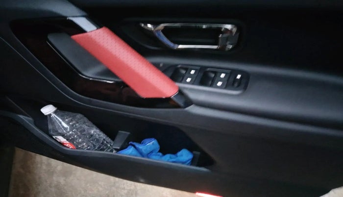2023 Tata Safari XZA PLUS O 6STR, Diesel, Automatic, 11,604 km, interior