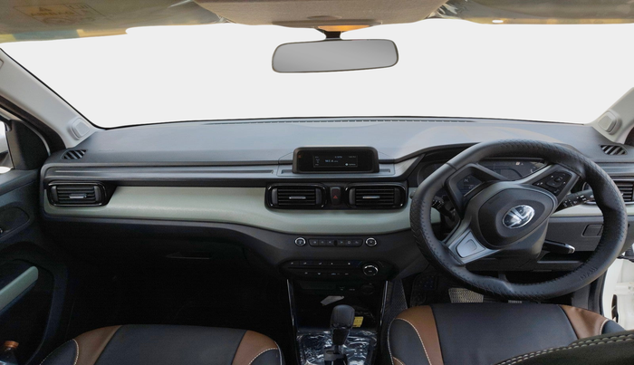 2025 Tata PUNCH ADVENTURE AMT, Petrol, Automatic, 660 km, interior