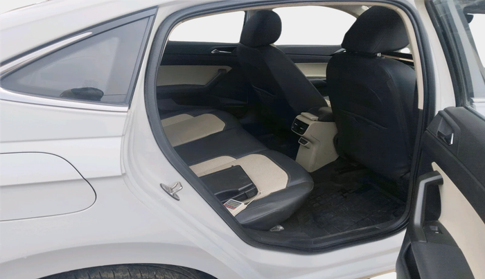 2022 Skoda SLAVIA STYLE 1.0L TSI AT, Petrol, Automatic, 49,429 km, interior