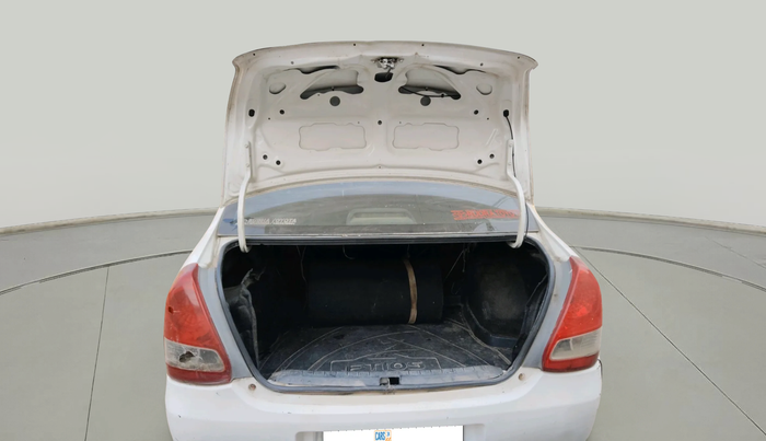 2011 Toyota Etios V, Petrol, Manual, 50,661 km, exterior