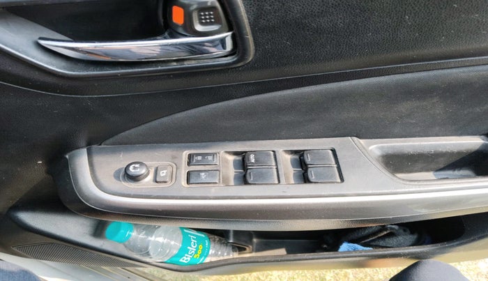 2018 Maruti Swift VXI, Petrol, Manual, 63,553 km, interior
