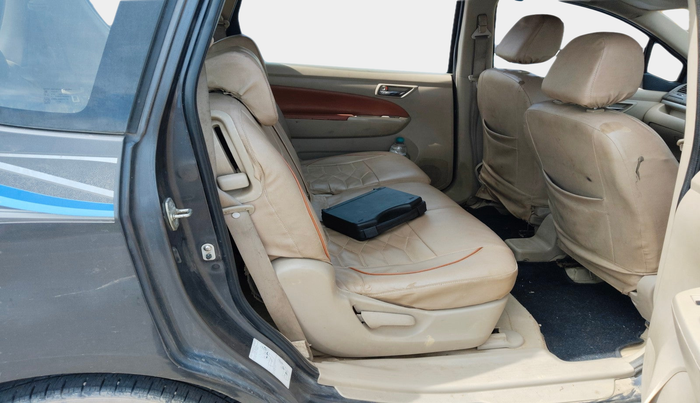 2014 Maruti Ertiga VDI, Diesel, Manual, 1,07,065 km, interior
