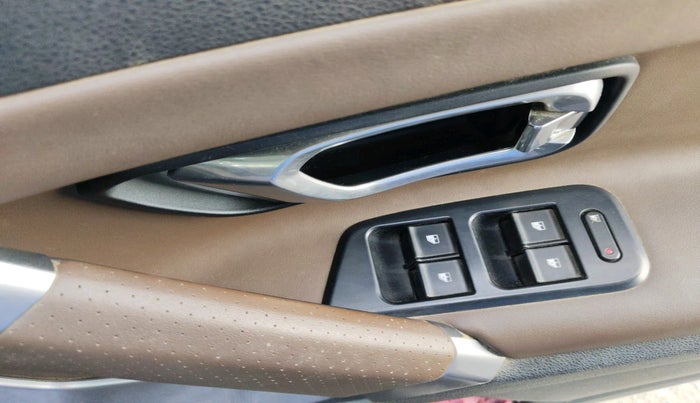 2021 Tata Harrier XZ PLUS 2.0L, Diesel, Manual, 65,490 km, interior