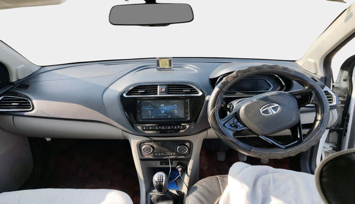 2019 Tata Tiago XZ PLUS PETROL, Petrol, Manual, 40,961 km, interior