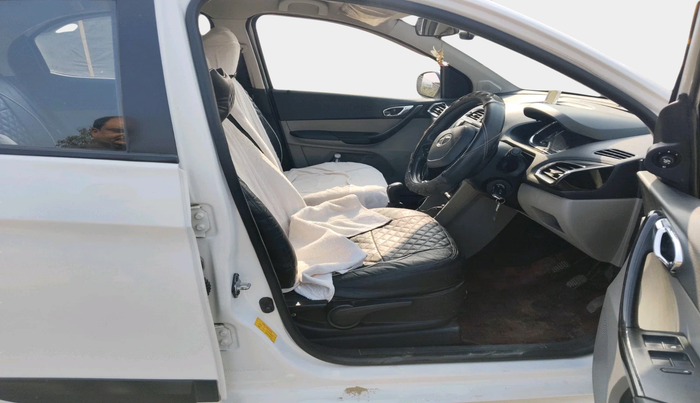 2019 Tata Tiago XZ PLUS PETROL, Petrol, Manual, 40,961 km, interior