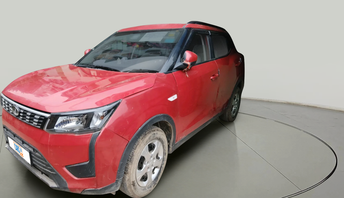 2022 Mahindra XUV300 W6 1.2 PETROL, Petrol, Manual, 6,273 km, exterior