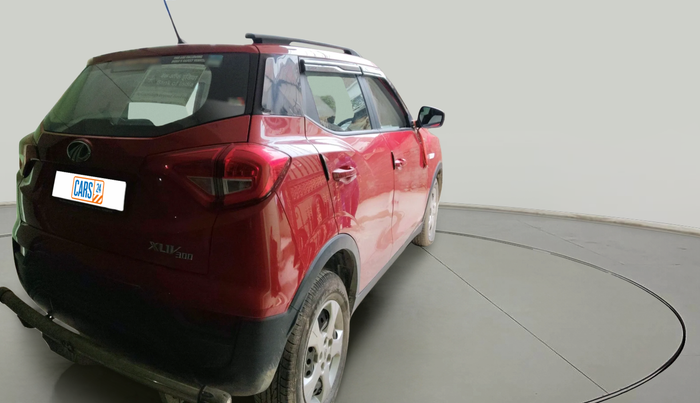 2022 Mahindra XUV300 W6 1.2 PETROL, Petrol, Manual, 6,273 km, exterior