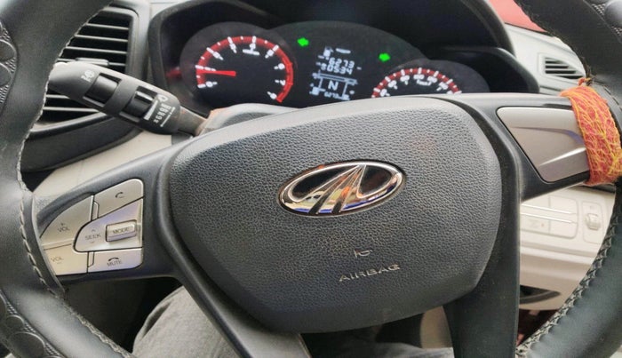 2022 Mahindra XUV300 W6 1.2 PETROL, Petrol, Manual, 6,273 km, interior