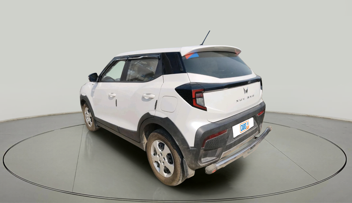 2024 Mahindra XUV 3XO MX3 1.2 L TCMPFI AT, Petrol, Automatic, 6,554 km, exterior