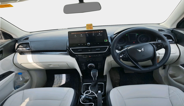 2024 Mahindra XUV 3XO MX3 1.2 L TCMPFI AT, Petrol, Automatic, 6,554 km, interior