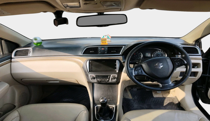 2018 Maruti Ciaz ALPHA 1.5 SHVS PETROL, Petrol, Manual, 68,921 km, interior