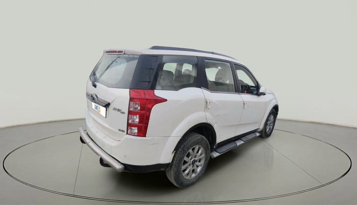 2015 Mahindra XUV500 W10, Diesel, Manual, 1,31,500 km, exterior