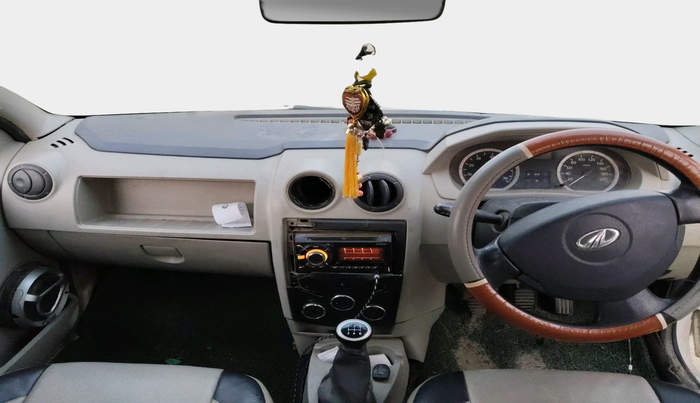 2014 Mahindra Verito Vibe CS 1.5 D4, Diesel, Manual, 24,526 km, interior