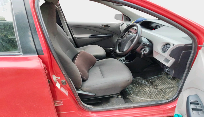 2011 Toyota Etios Liva G, Petrol, Manual, 87,667 km, interior