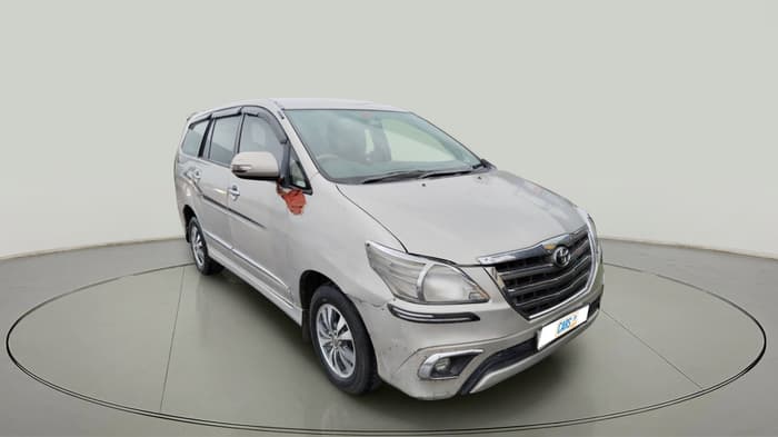 2015 Toyota Innova 2.5 VX 8 STR, Diesel, Manual, 2,03,380 km, exterior