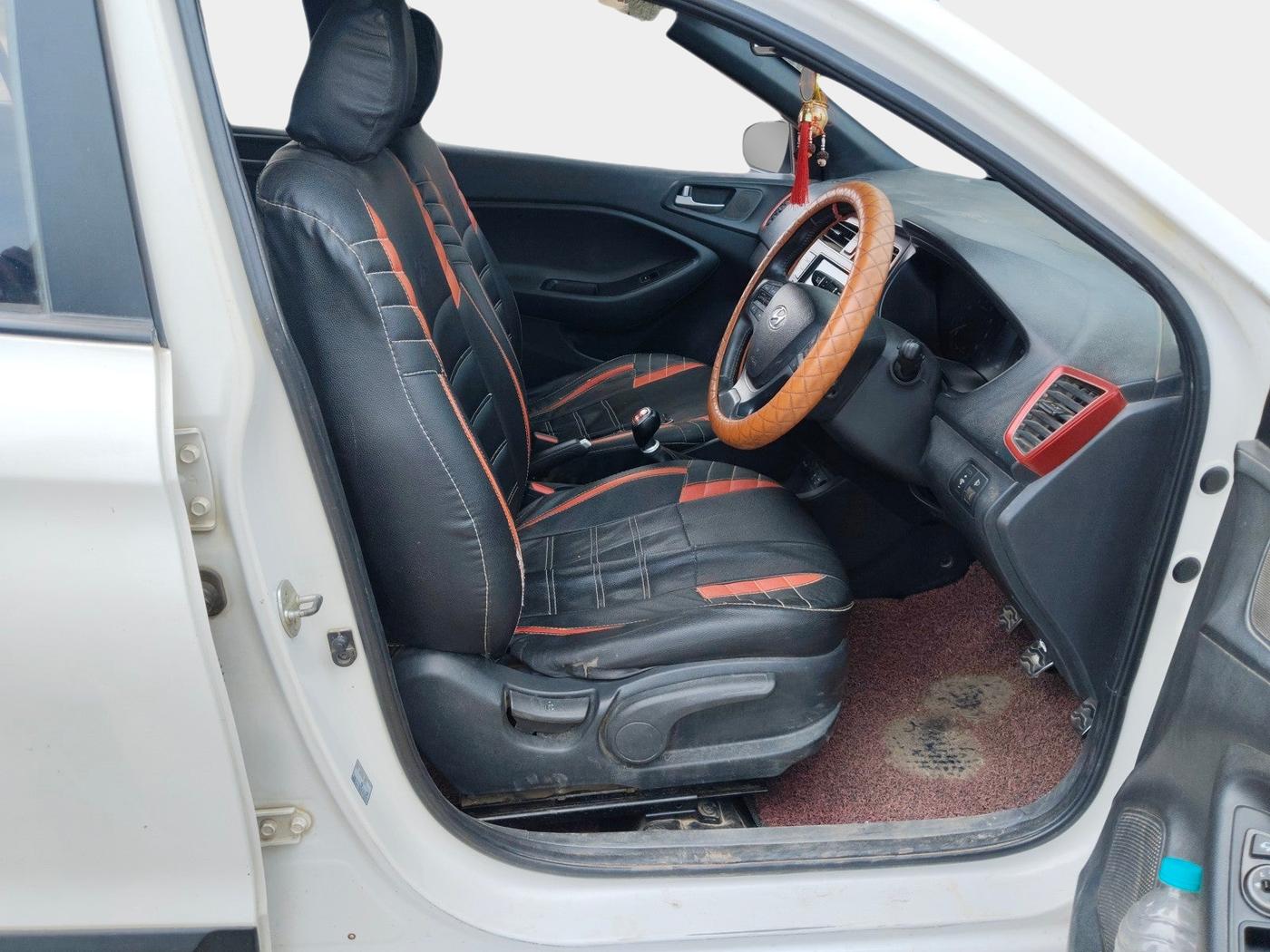 2018 Hyundai i20 Active 1.2 SX, Petrol, Manual, 47,213 km, interior