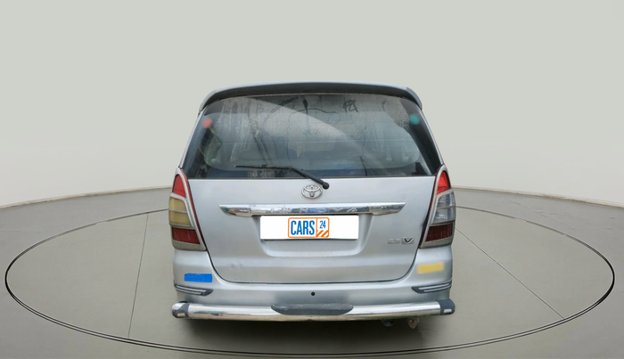 2012 Toyota Innova VX 2.5 8 STR, Diesel, Manual, 1,21,468 km, exterior